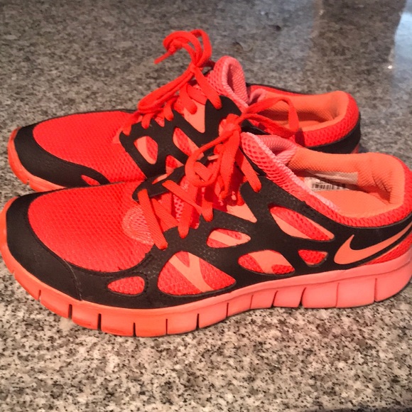 Nike running shoes - Picture 2 of 2